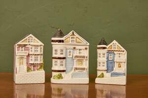 Vintage Otagiri San Francisco Victorian House Salt Pepper Shaker & Sugar Set